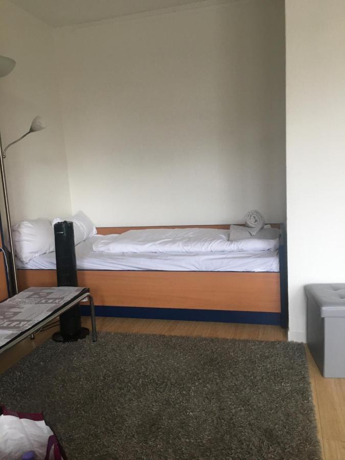 Mauer Castle Apartment Berlin Exterior foto